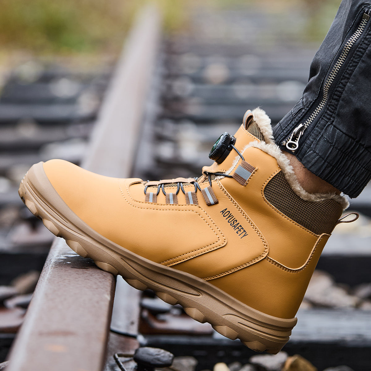 SteelToe Sicherheitsstiefel mit Stahlkappe | Vierjahreszeiten & Warmfutter | Rutschfest & Robust für Arbeit & Outdoor